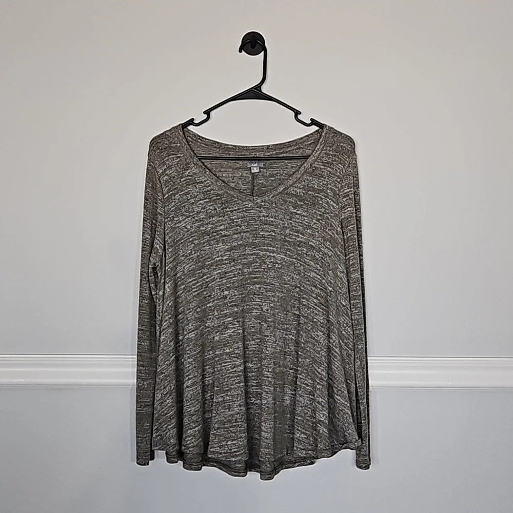 Aerie Long Sleeve Tight Knit Flowy V-neck Top Heather Green XS - Picture 2 of 13